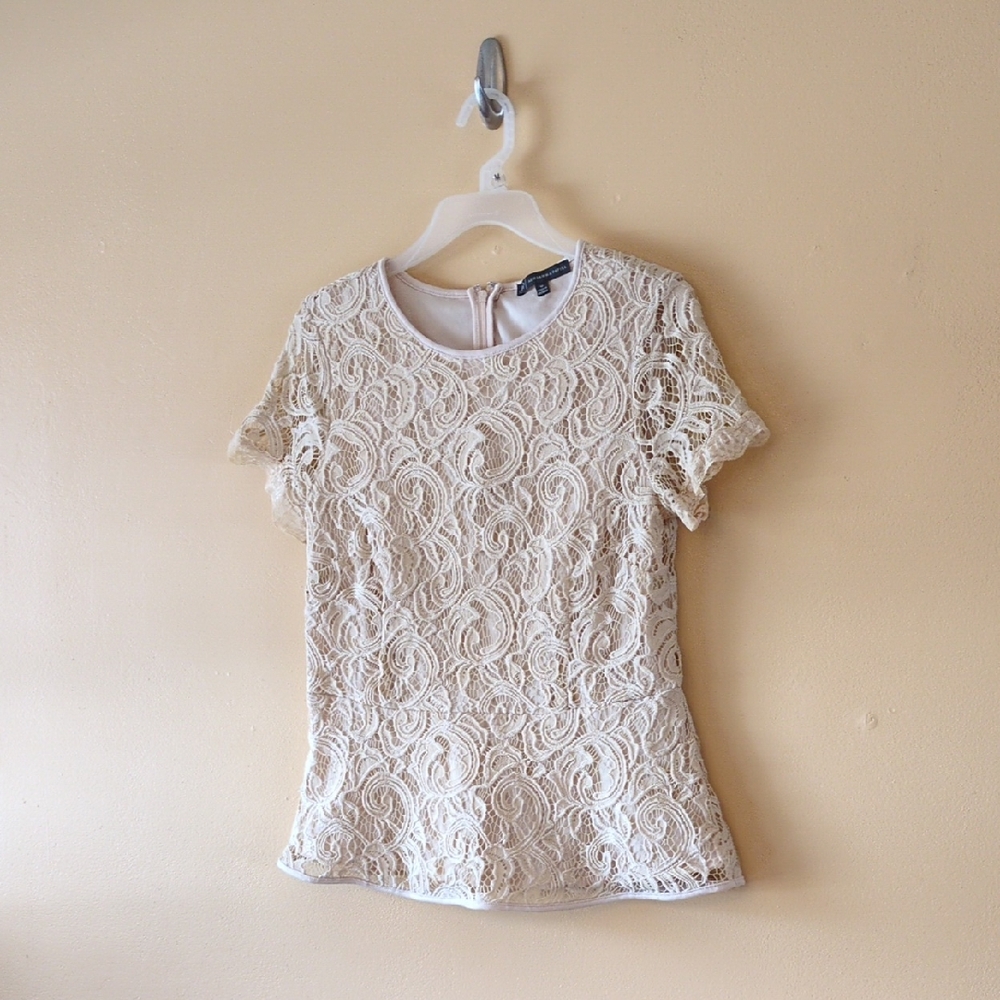 Adrianna Papell Cream Lace Short Sleeve Top